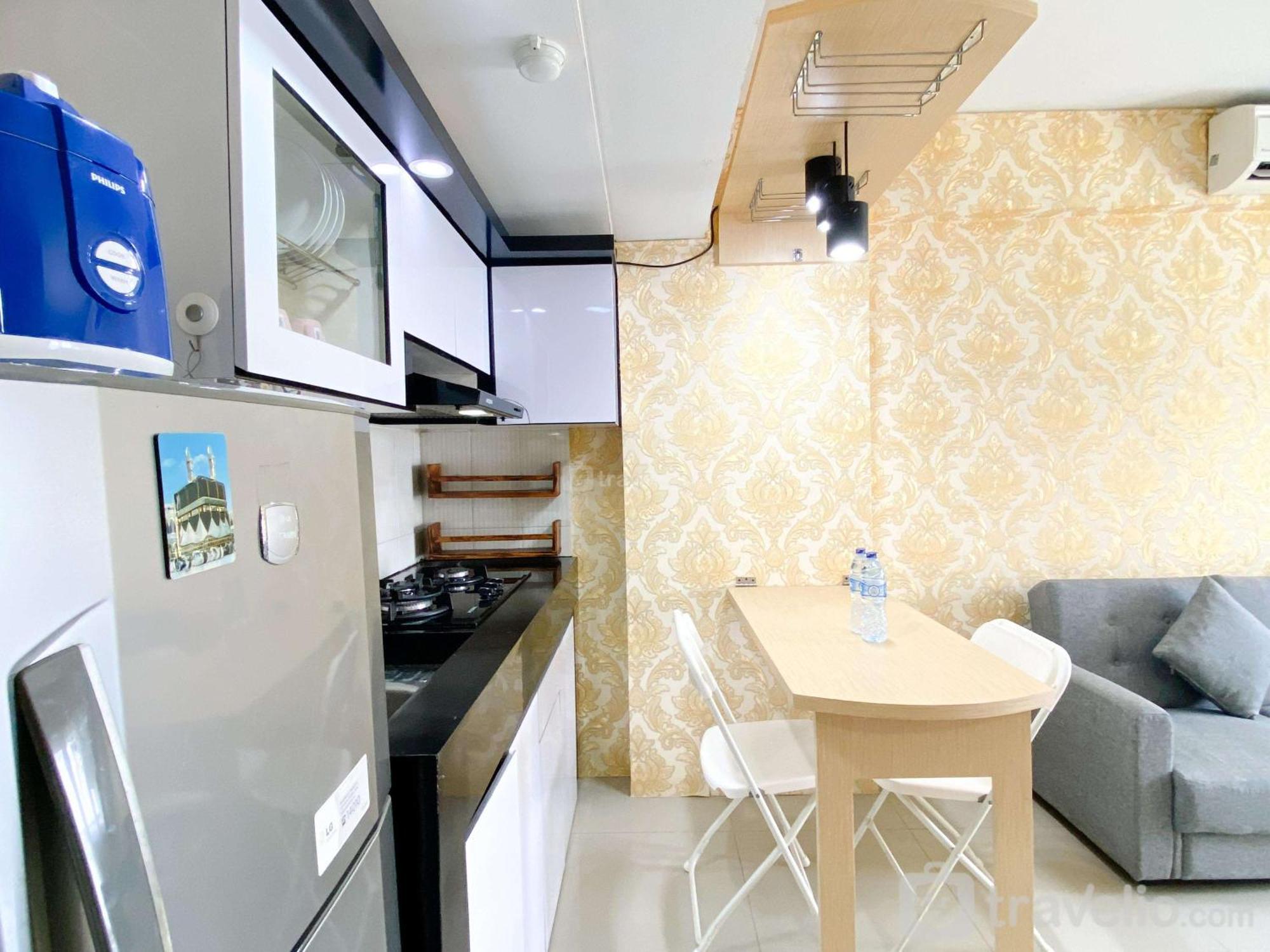 Apartemen Homey And Comfortable 2br Grand Sentraland By Travelio