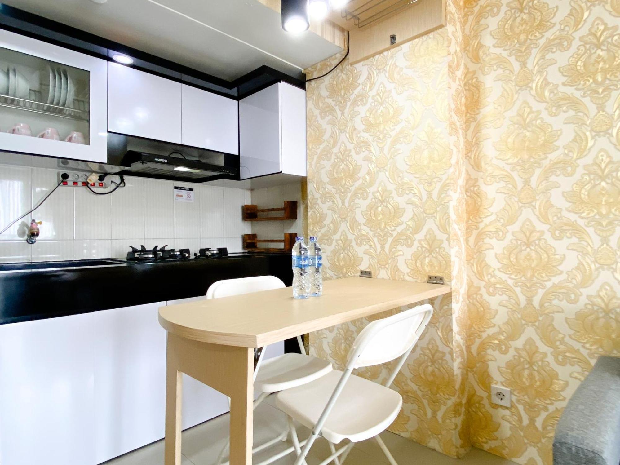 Homey And Comfortable 2br Grand Sentraland By Travelio *